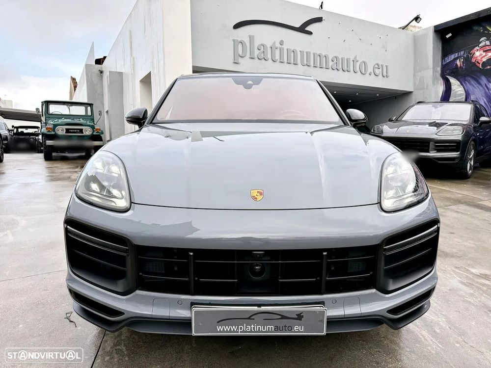 Porsche Cayenne Coupé Turbo - 8