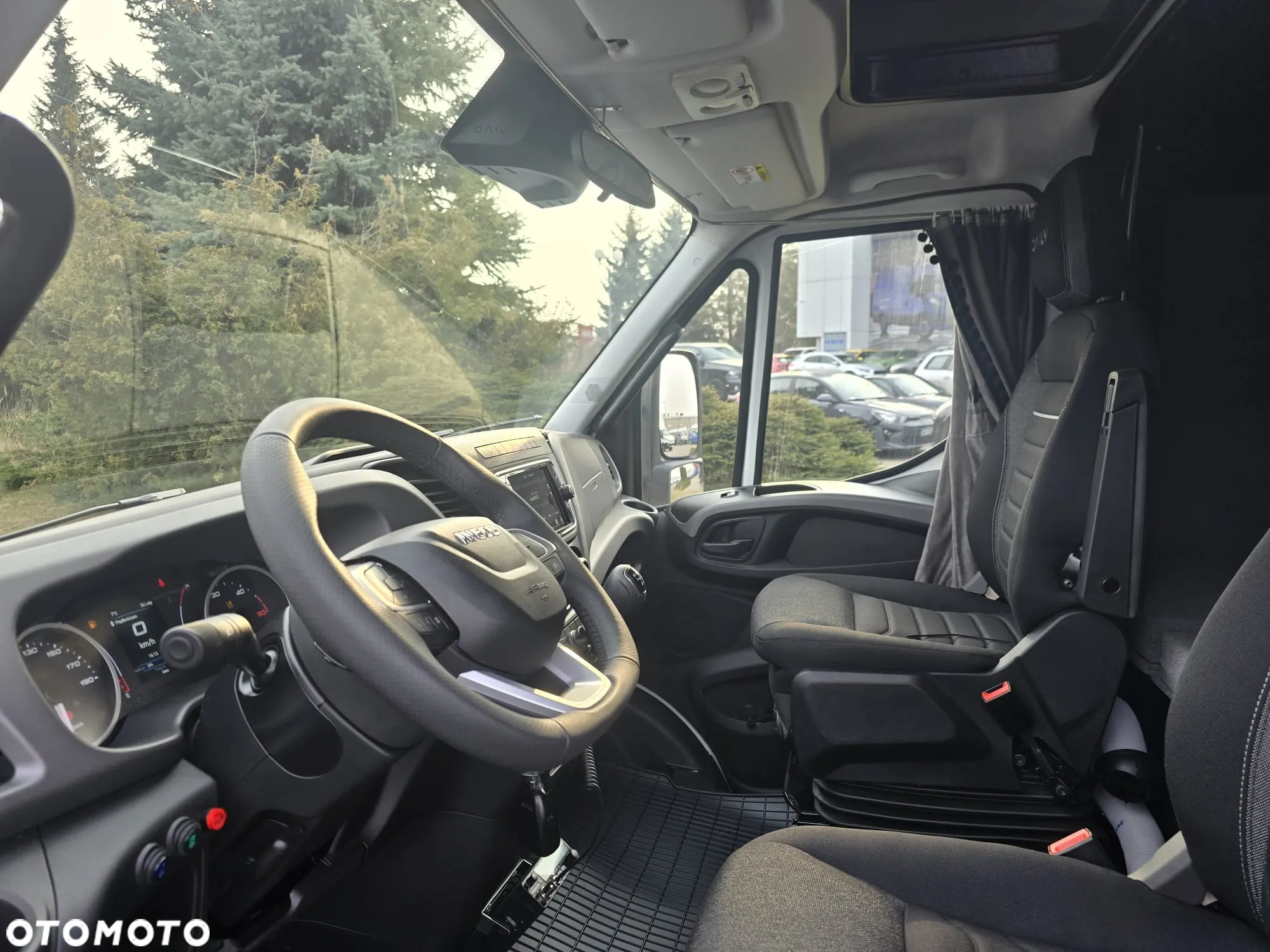Iveco DAILY 70C18H - 13