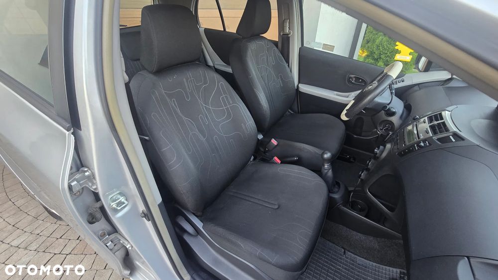 Toyota Yaris 1.0 Luna Start - 30