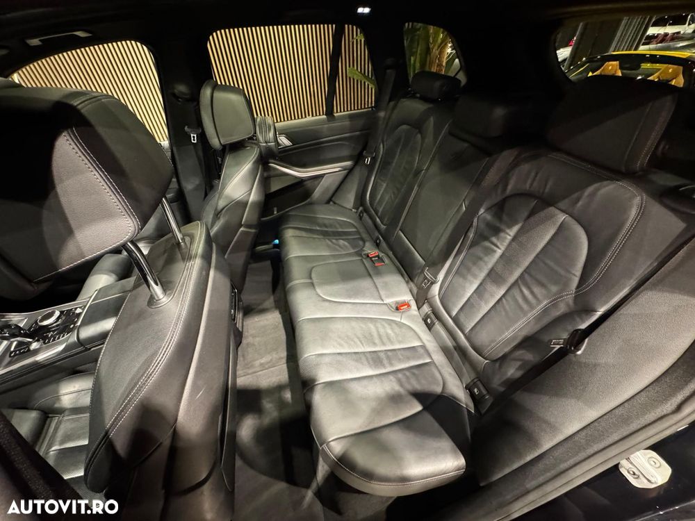 BMW X5 xDrive40i - 23