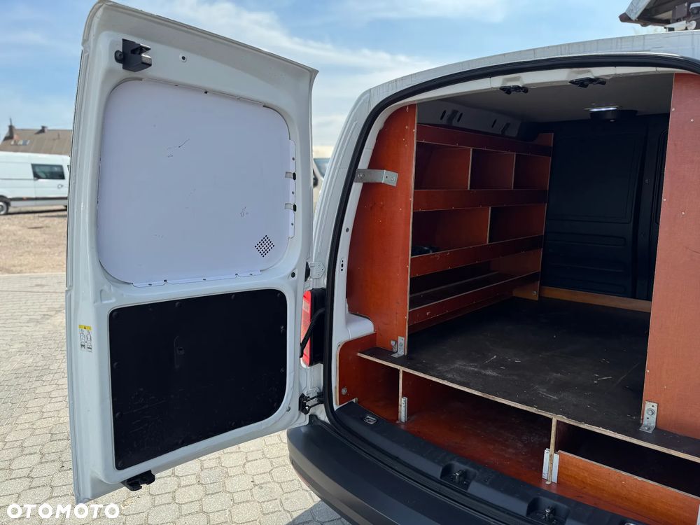 Volkswagen CADDY - 9