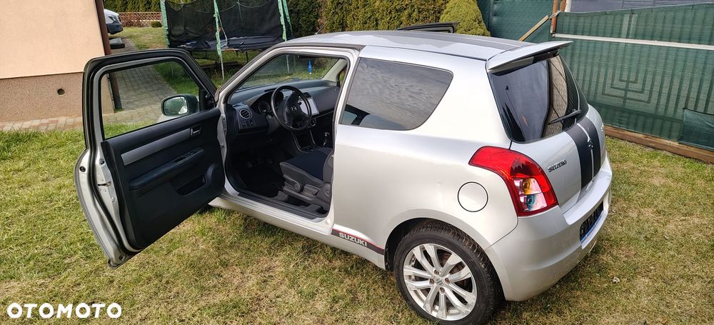 Suzuki Swift 1.3 Sunlight Edition - 29