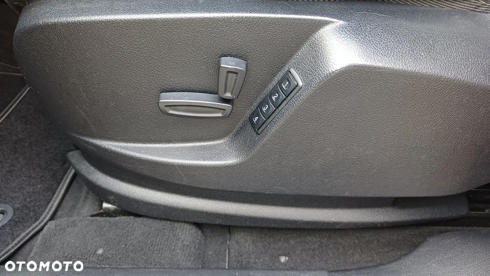 Ford Galaxy 2.0 TDCi Trend MPS6 - 13