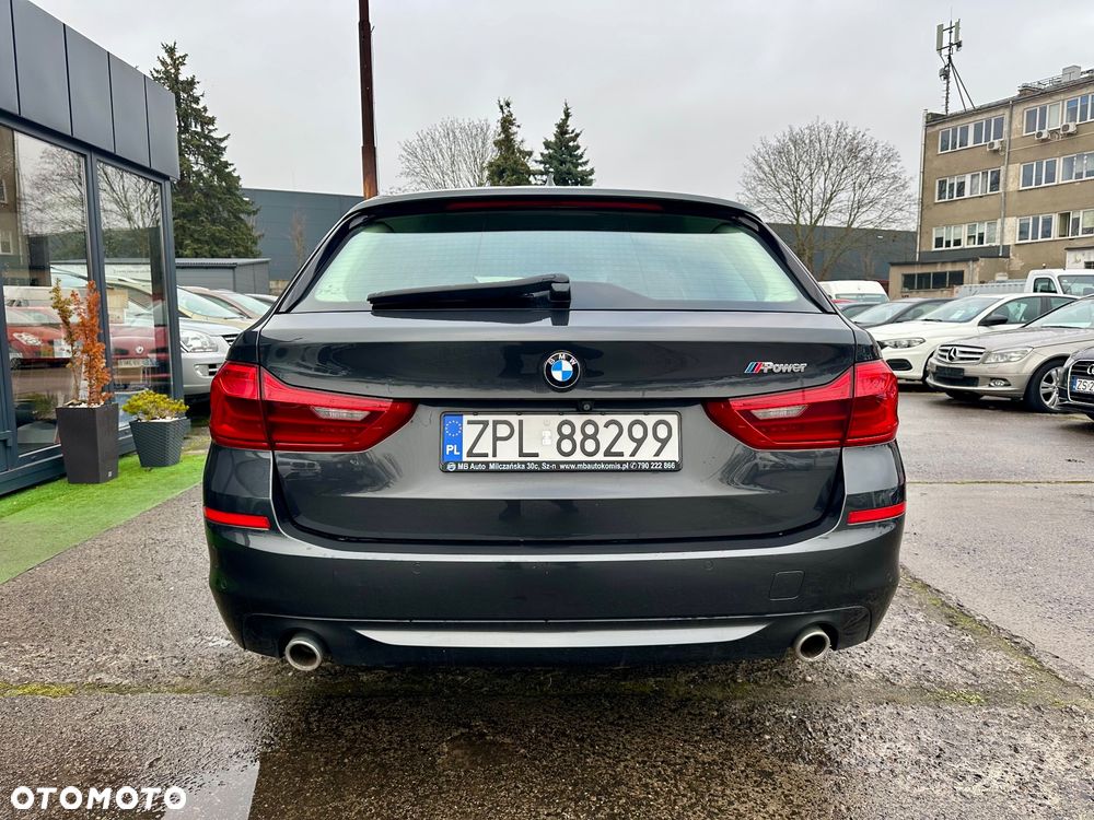 BMW Seria 5 520d - 5