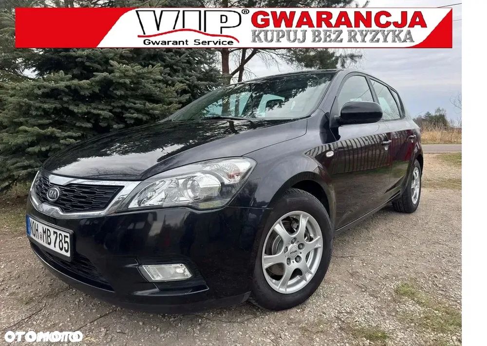 Kia Ceed 1.4 CVVT Dream-Team Edition