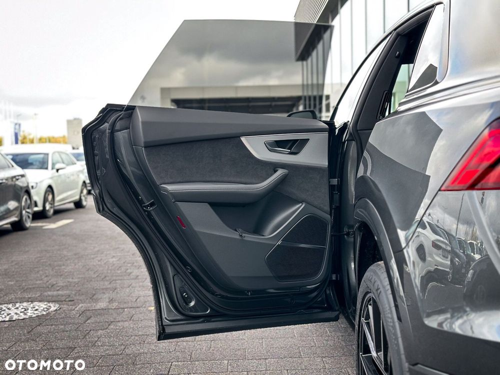 Audi Q8 - 36
