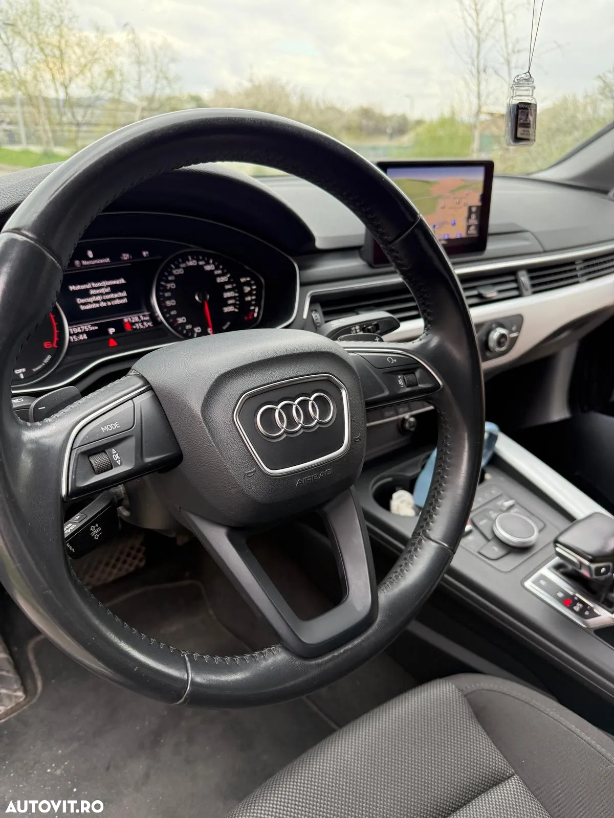 Audi A4 2.0 TDI S tronic - 9