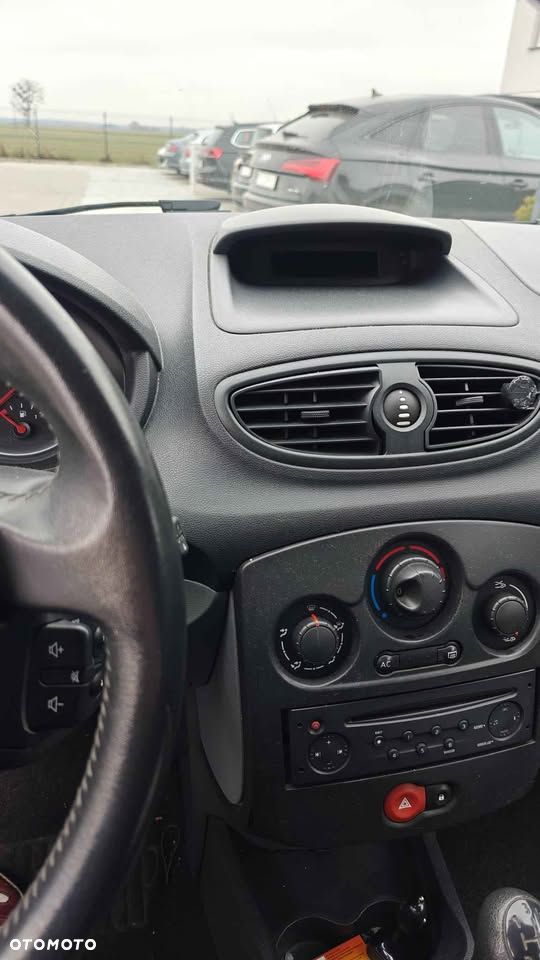 Renault Clio - 4