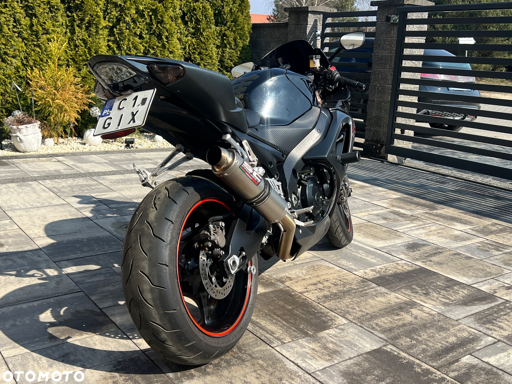 Suzuki GSX-R - 3