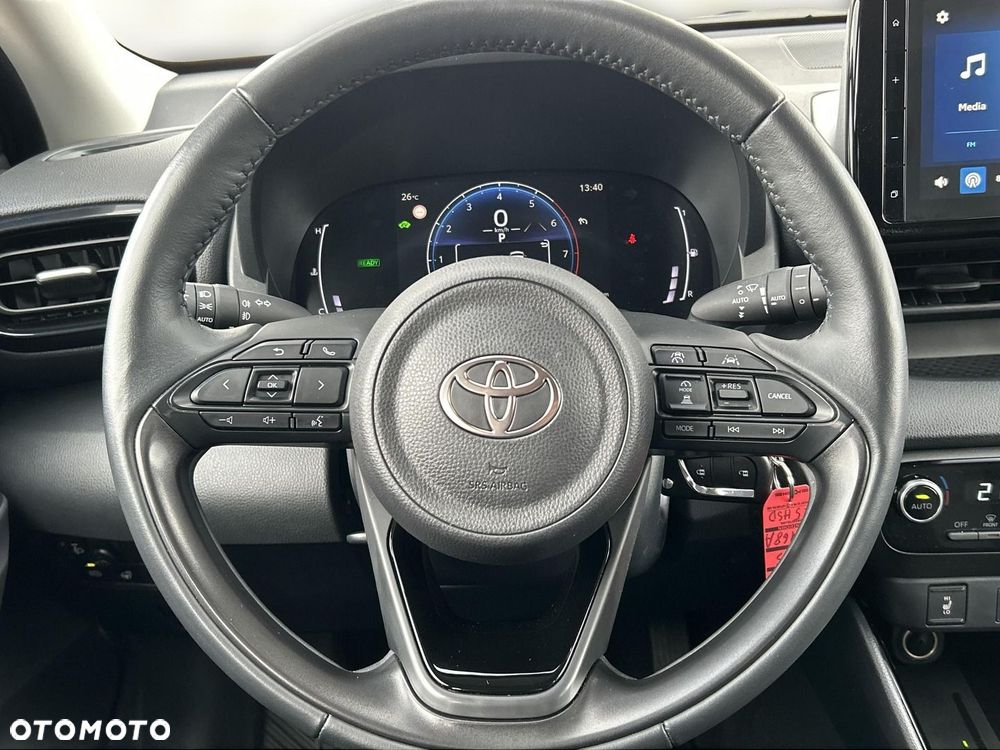 Toyota Yaris Hybrid 1.5 Style - 13