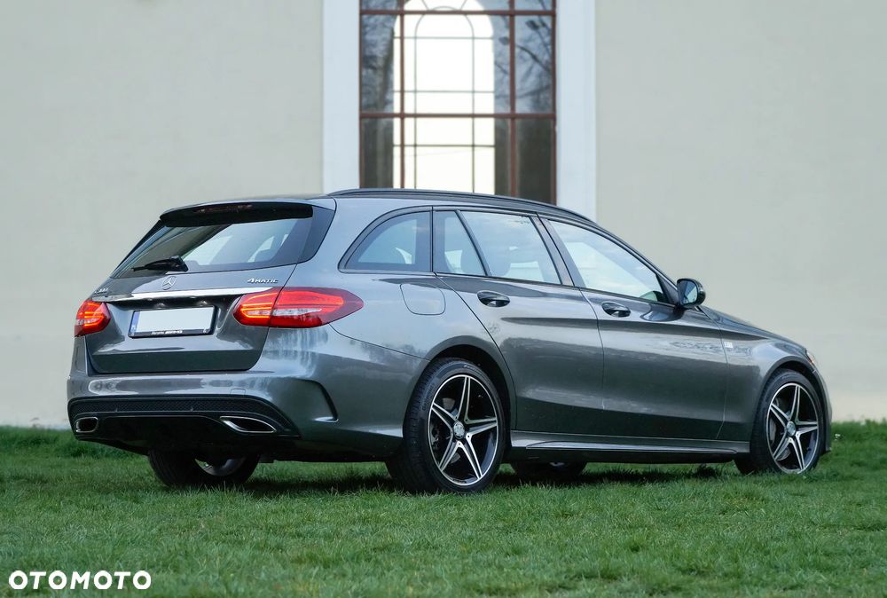 Mercedes-Benz Klasa C 300 9G-TRONIC AMG Line - 7