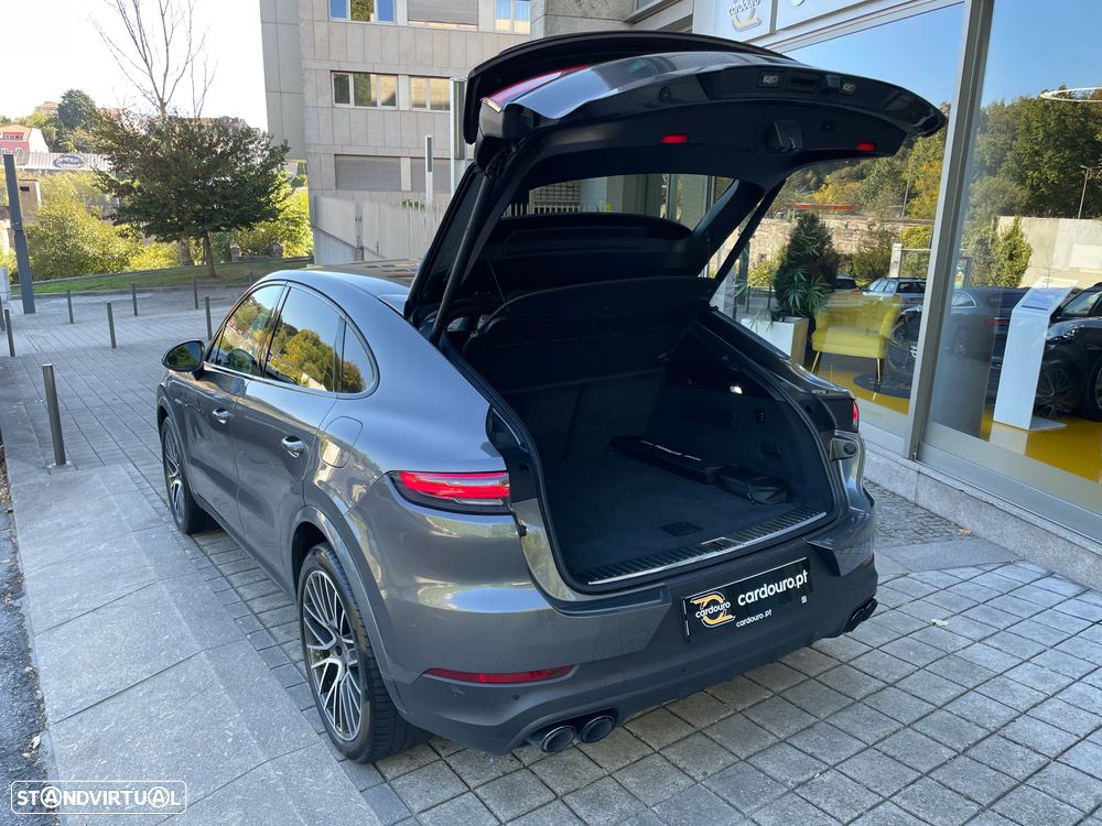 Porsche Cayenne Coupé E-Hybrid - 44