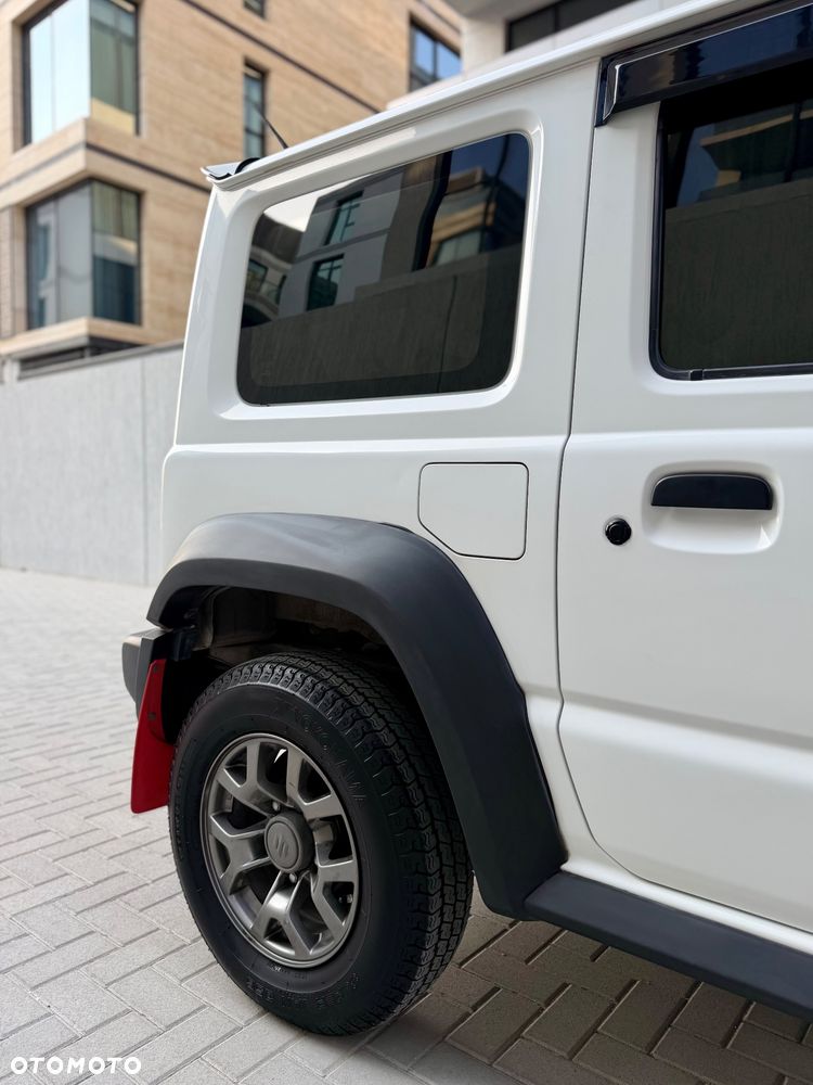 Suzuki Jimny - 10