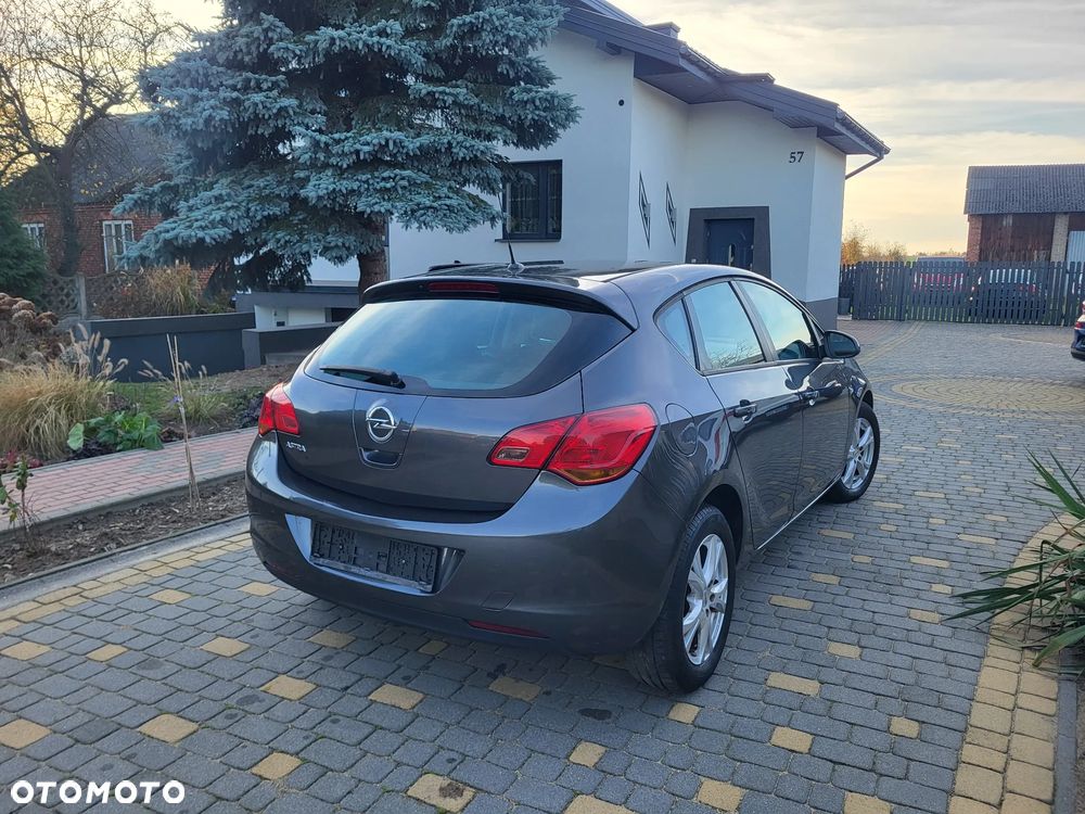 Opel Astra IV 1.6 Edition - 19