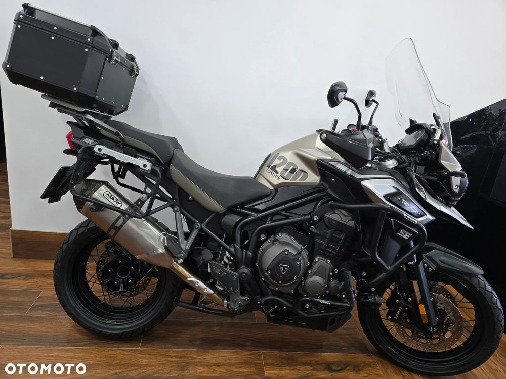 Triumph Tiger - 33