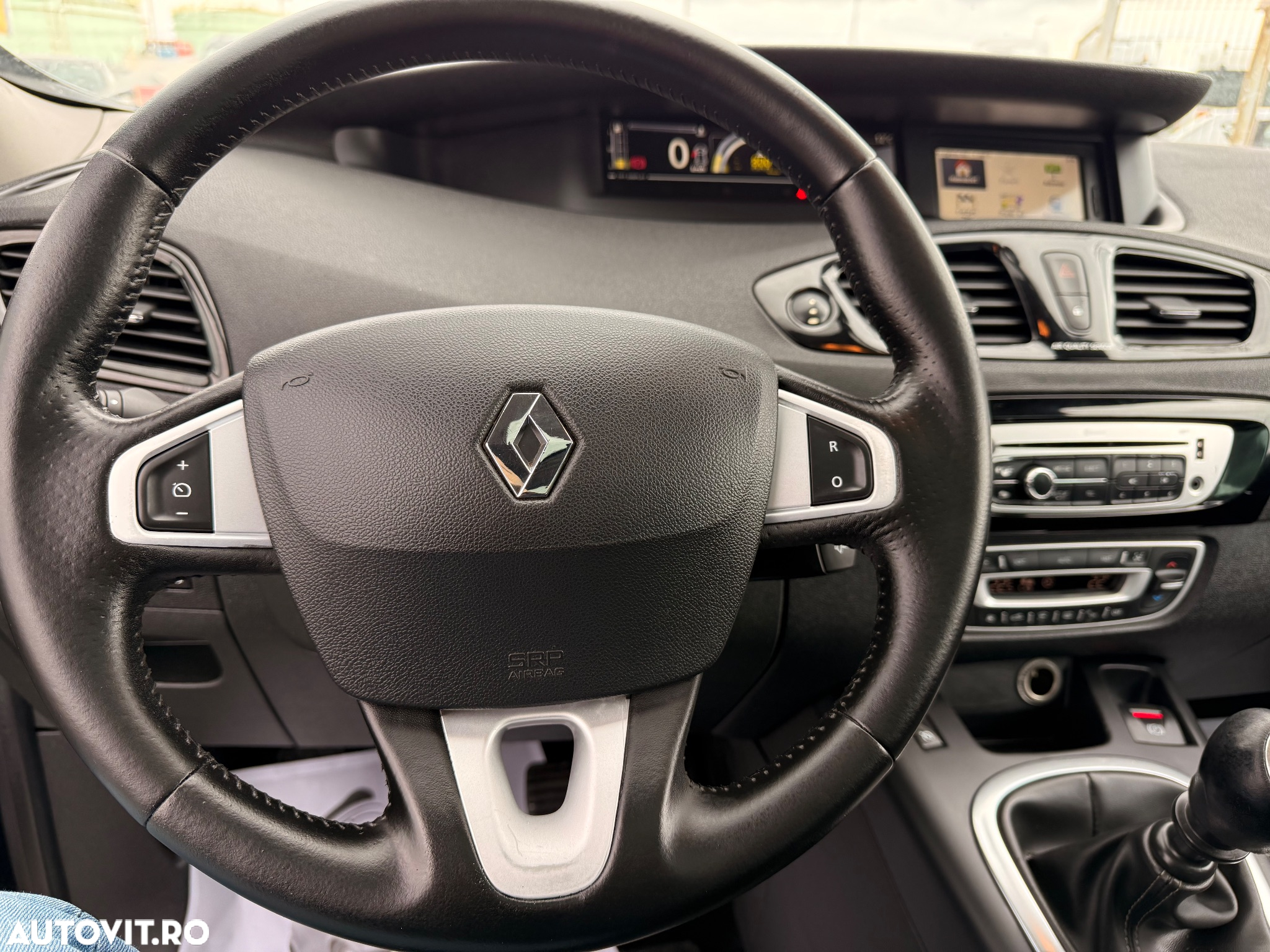 Renault Grand Scenic ENERGY dCi 130 BOSE EDITION - 18