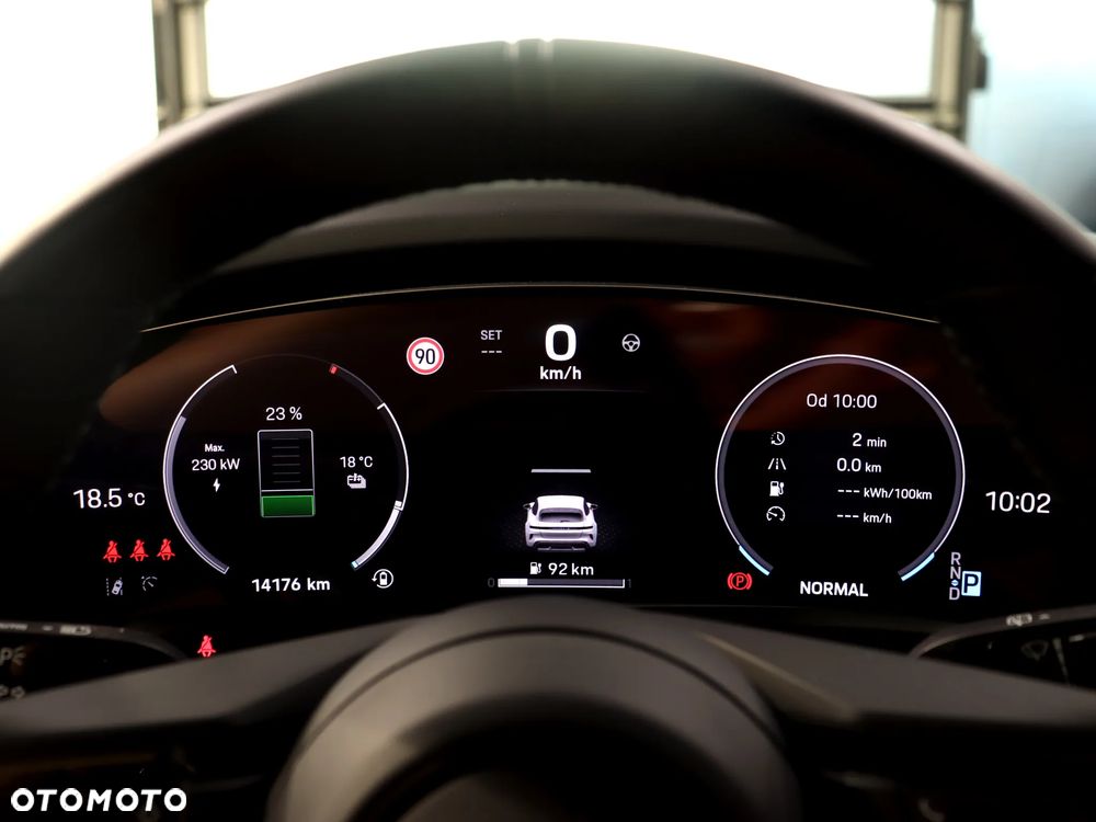 Porsche Taycan 105kWh 4 Performance Plus - 26