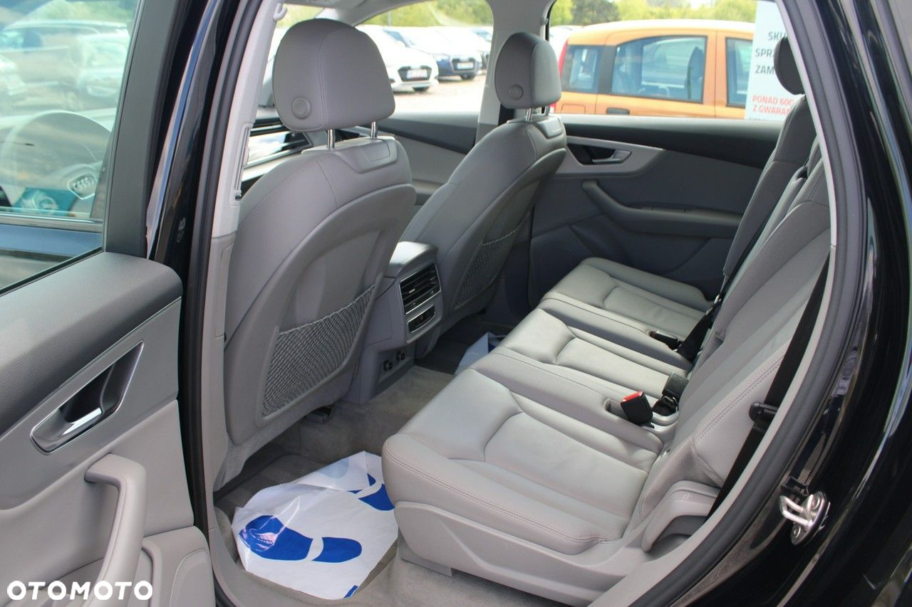 Audi Q7 - 30