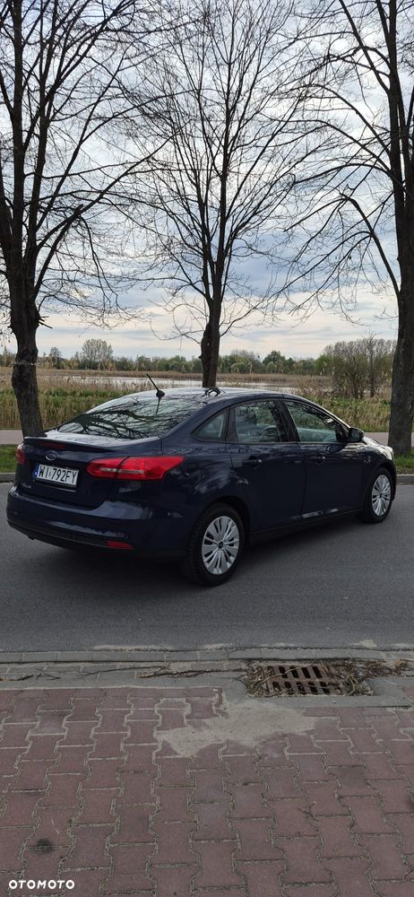Ford Focus 1.6 Trend - 26