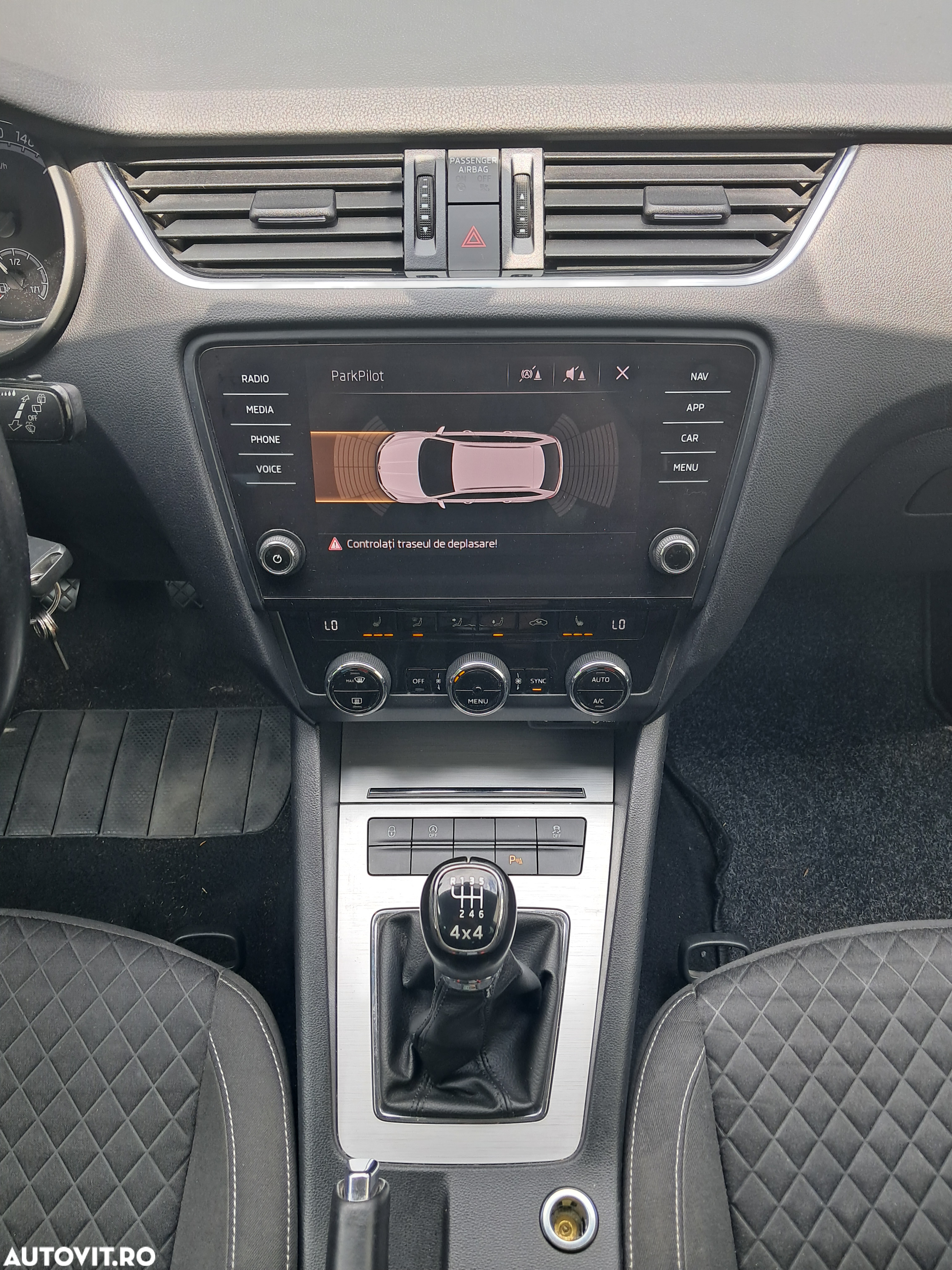 Skoda Octavia Combi 2.0 TDI Drive - 7