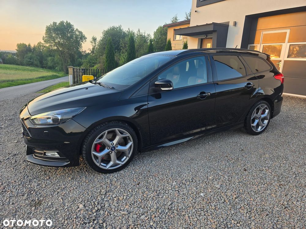 Ford Focus - 2