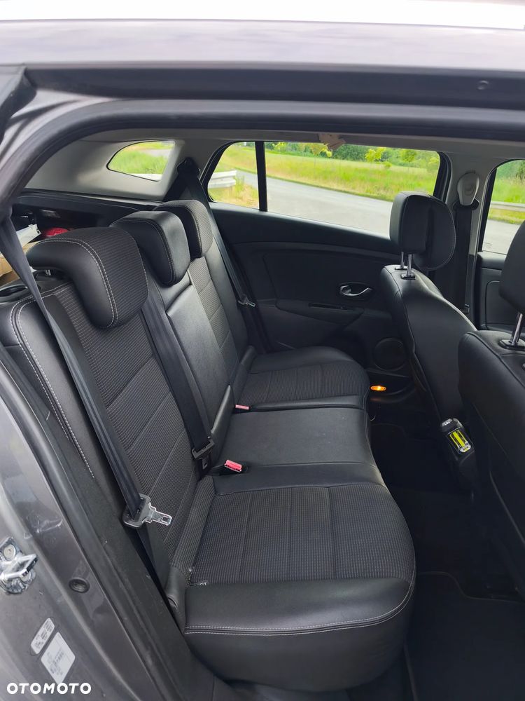 Renault Megane TCe 130 Expression - 12