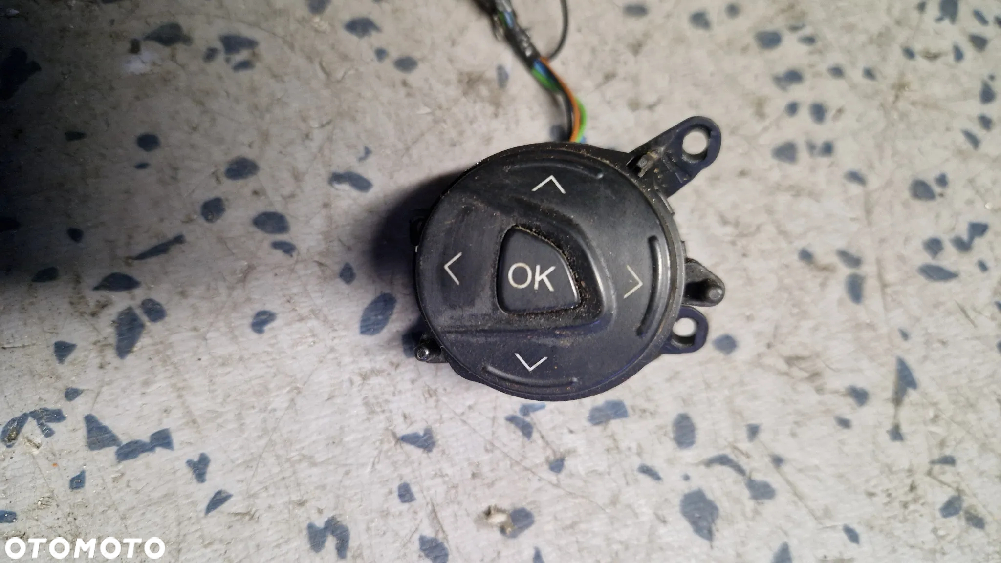 FORD FOCUS MK III PRZEŁACZNIKI MULTIFUNKCJI AM5T-14K147-CA  AM5T-14K147-AA - 4