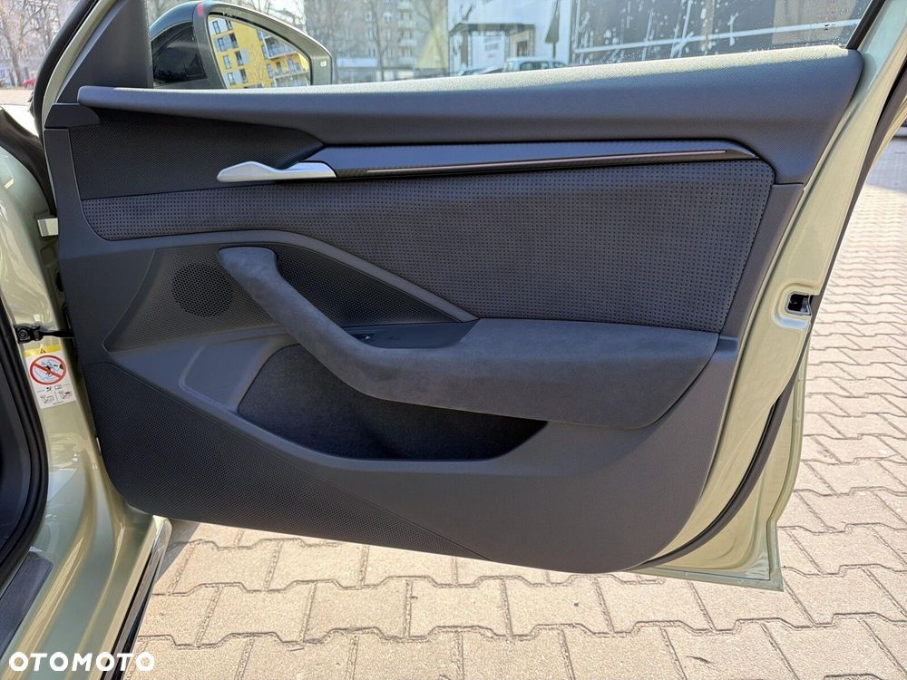 Skoda Superb 2.0 TSI Sportline DSG - 18