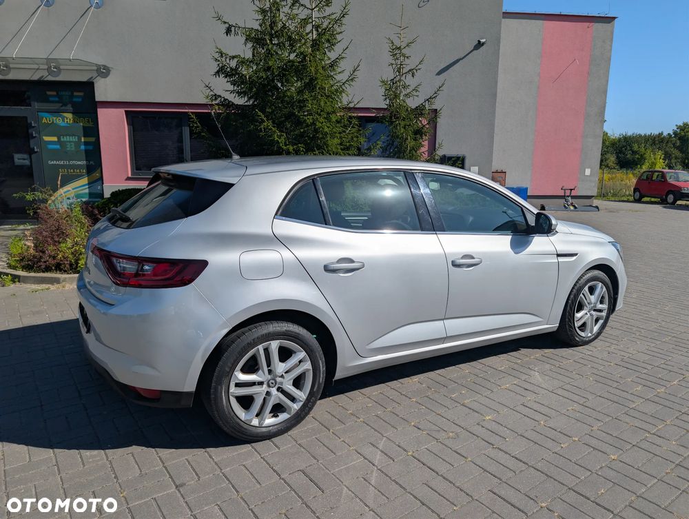 Renault Megane 1.5 dCi Zen - 24