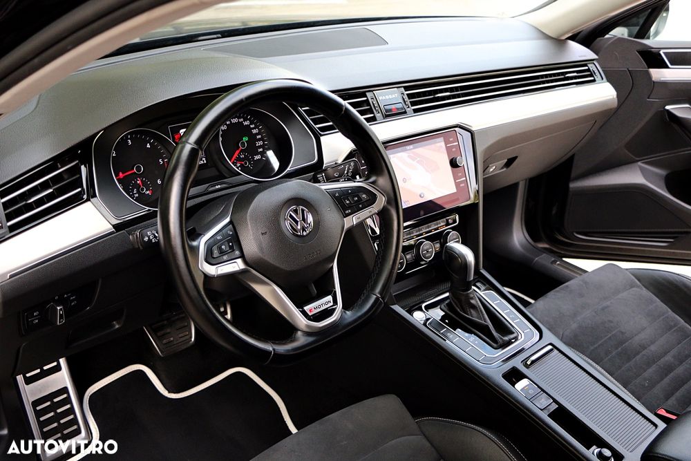 Volkswagen Passat 2.0 TDI SCR 4Mot DSG Highline - 17