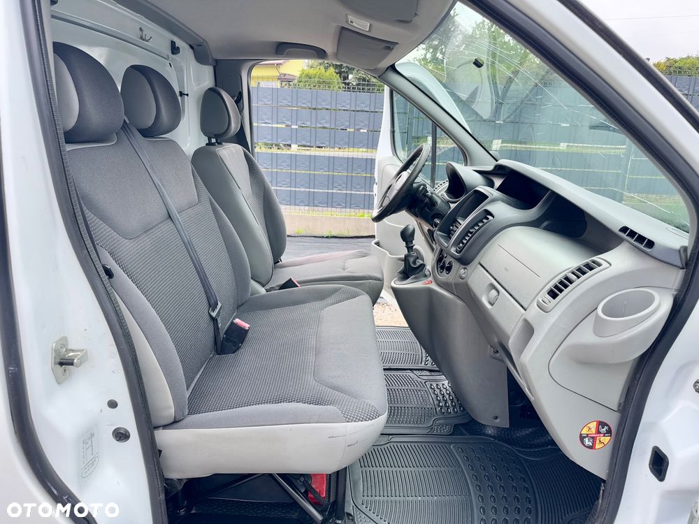 Opel Vivaro - 15