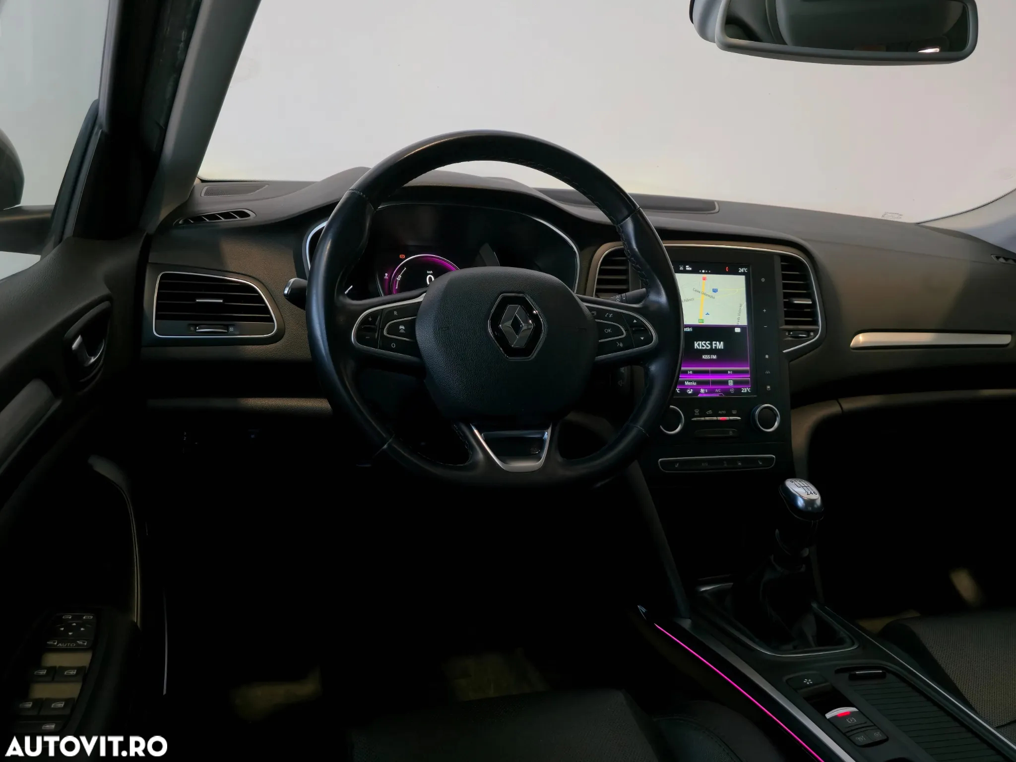 Renault Megane ENERGY dCi Intens - 8