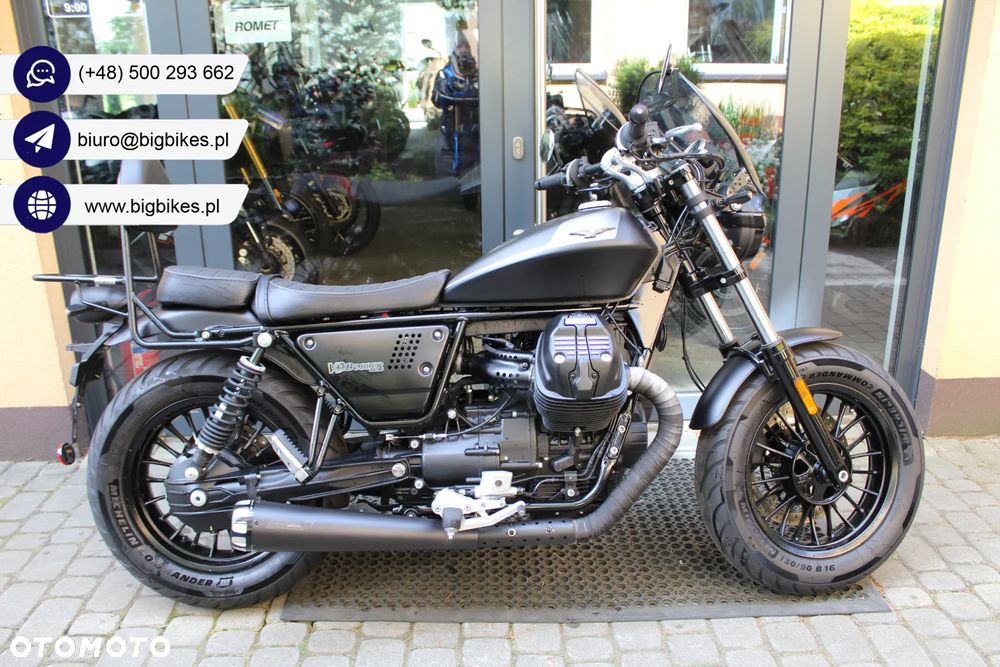 Moto Guzzi V9 - 1
