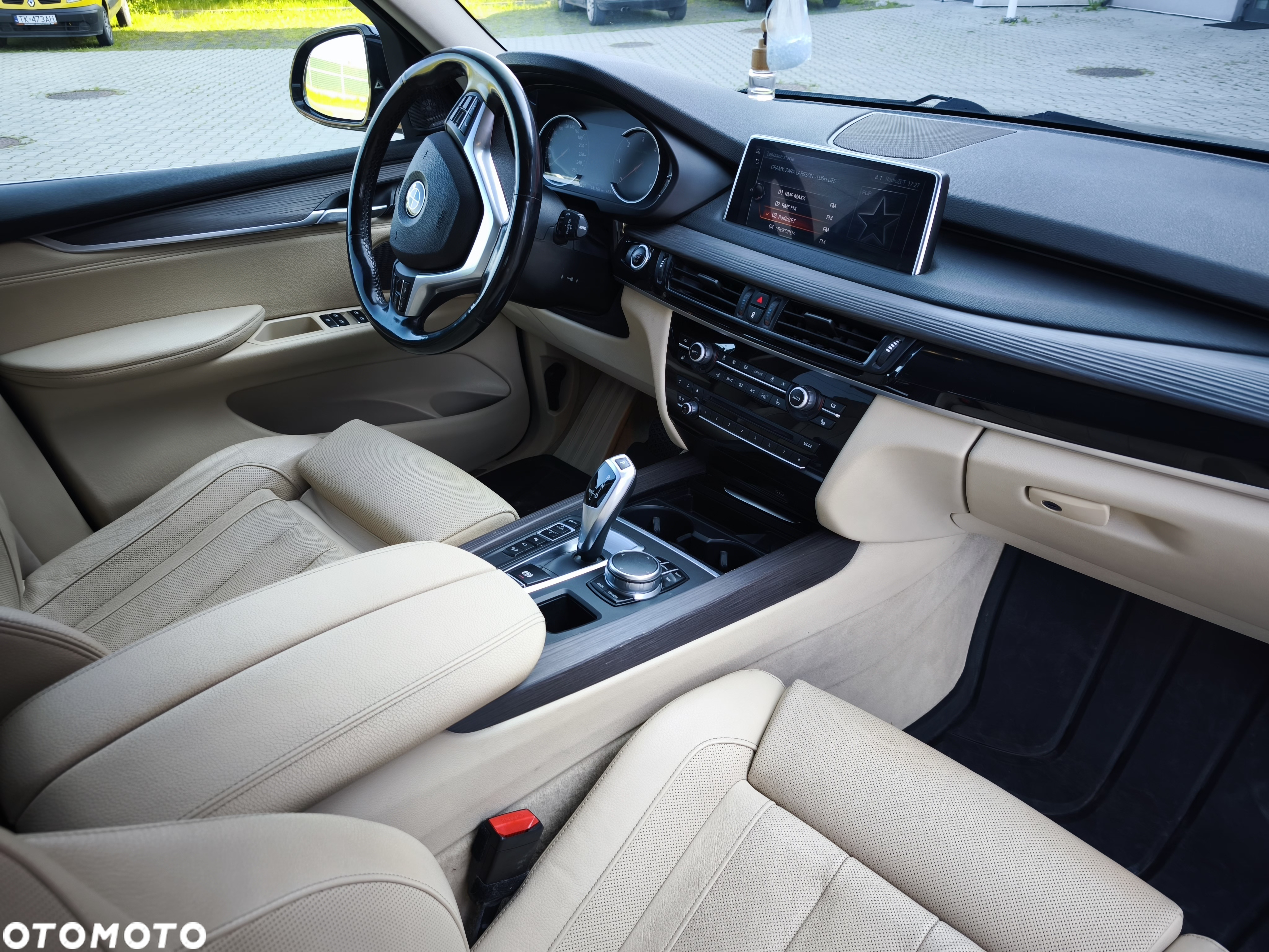 BMW X5 xDrive25d - 16