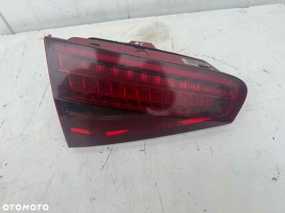 LAMPA LEWY TYŁ W KLAPĘ LED S-LINE AUDI A4 B8 8K5945093AC - WAWA