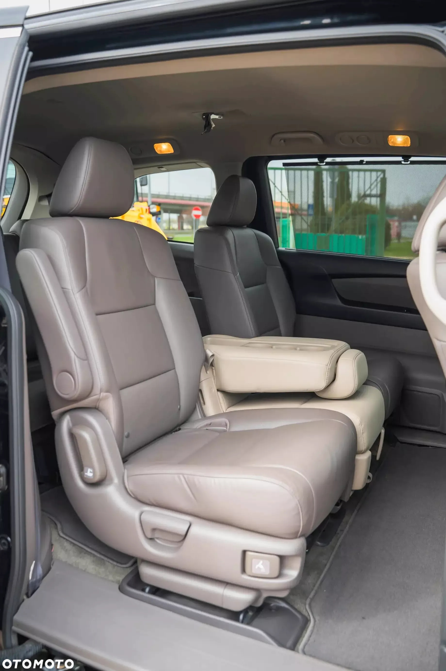 Honda Odyssey 3.5 EX - 24