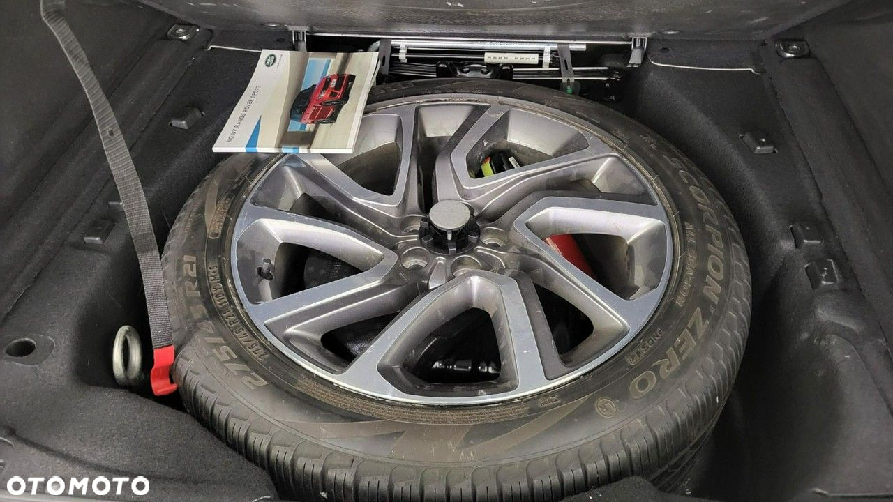 Land Rover Range Rover Sport - 28