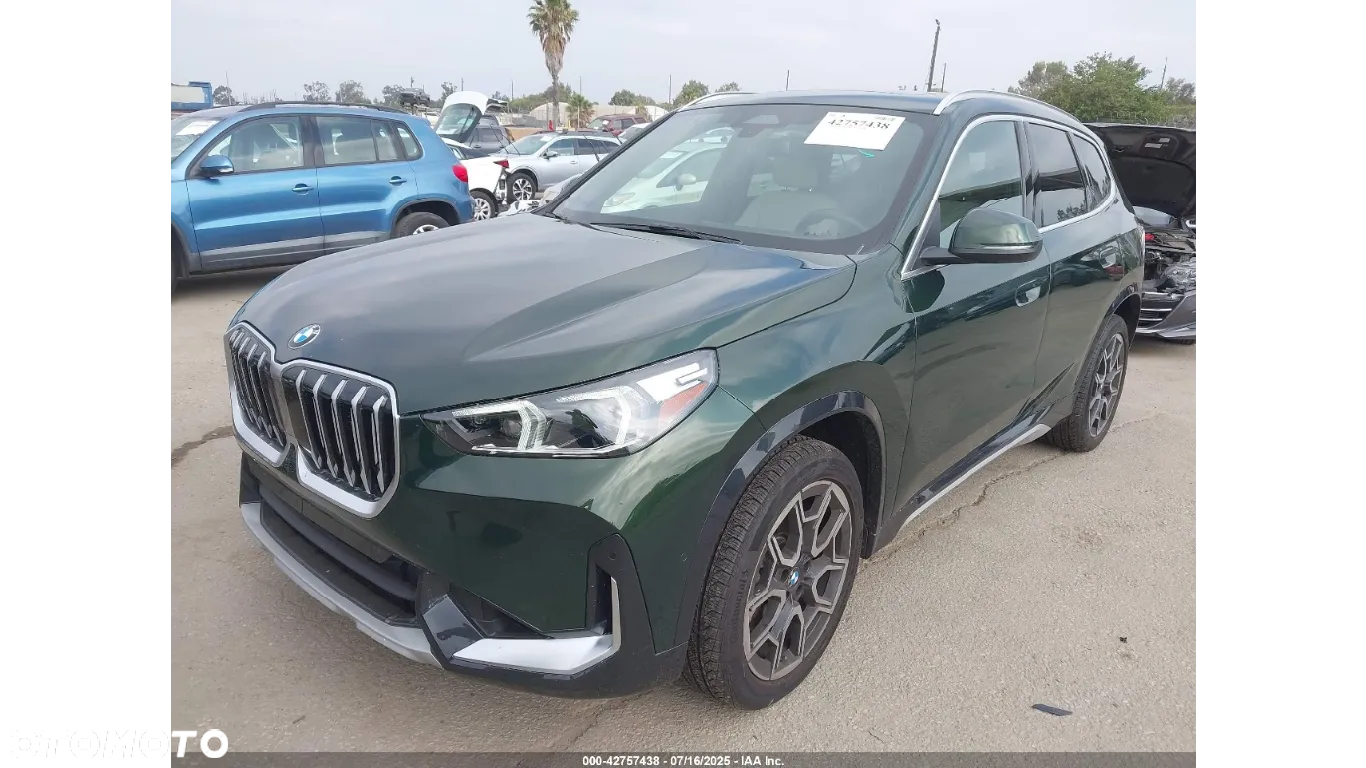 BMW X1 xDrive23i M Sportpaket - 2