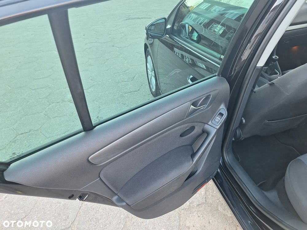 Volkswagen Golf 1.4 TSI BMT Highline - 32