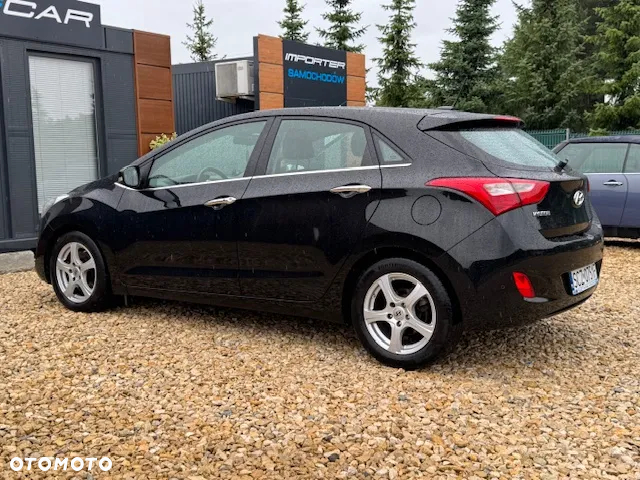 Hyundai i30 - 24