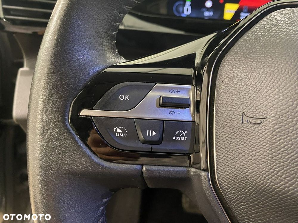 Peugeot 308 - 24