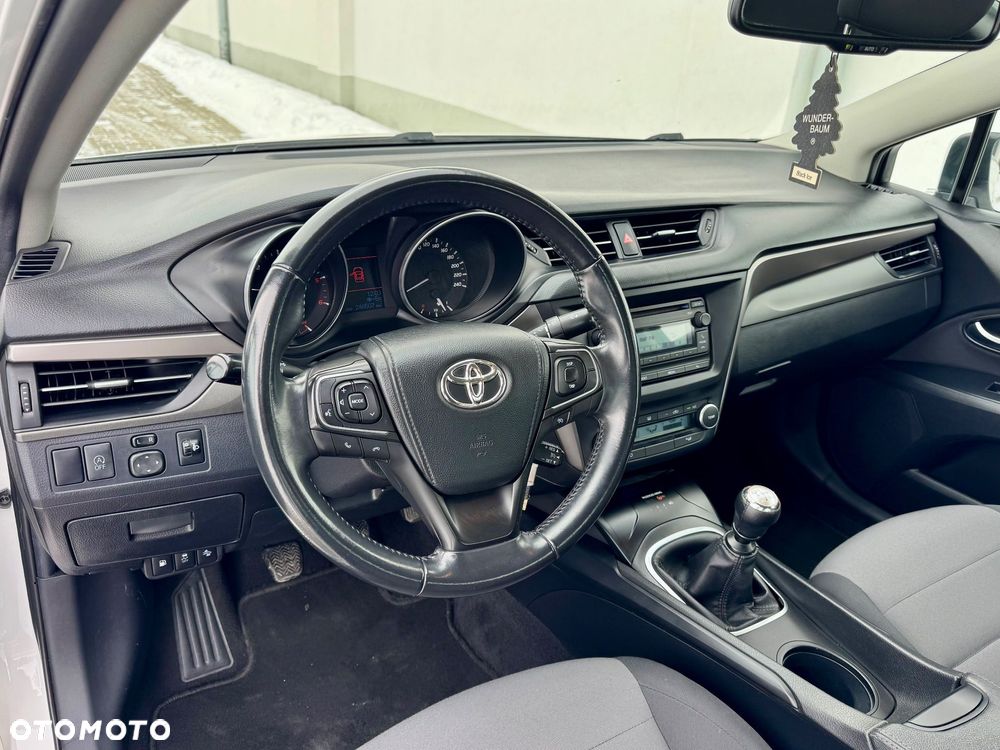 Toyota Avensis 1.6 D-4D Prestige - 13