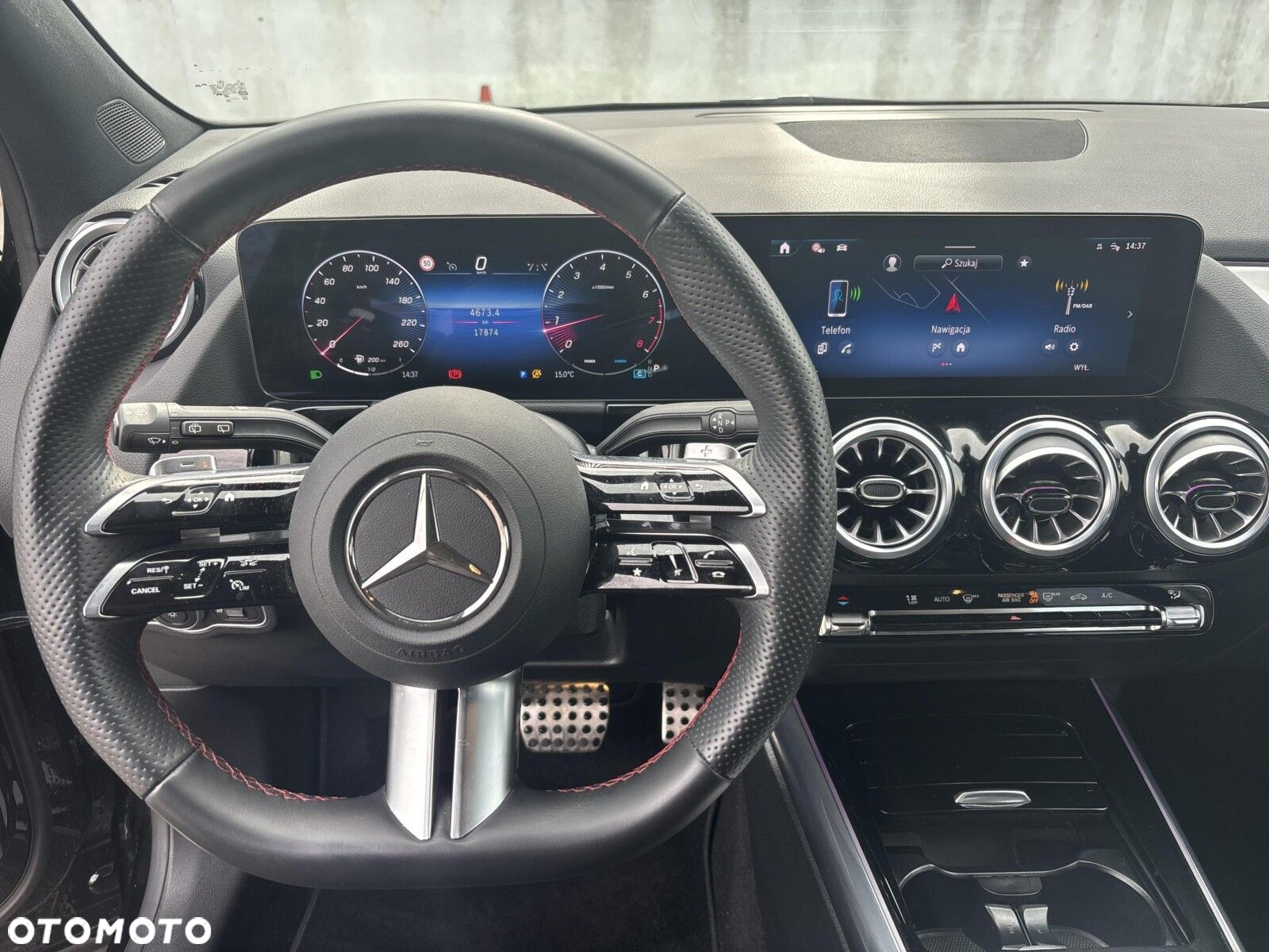 Mercedes-Benz GLA - 10