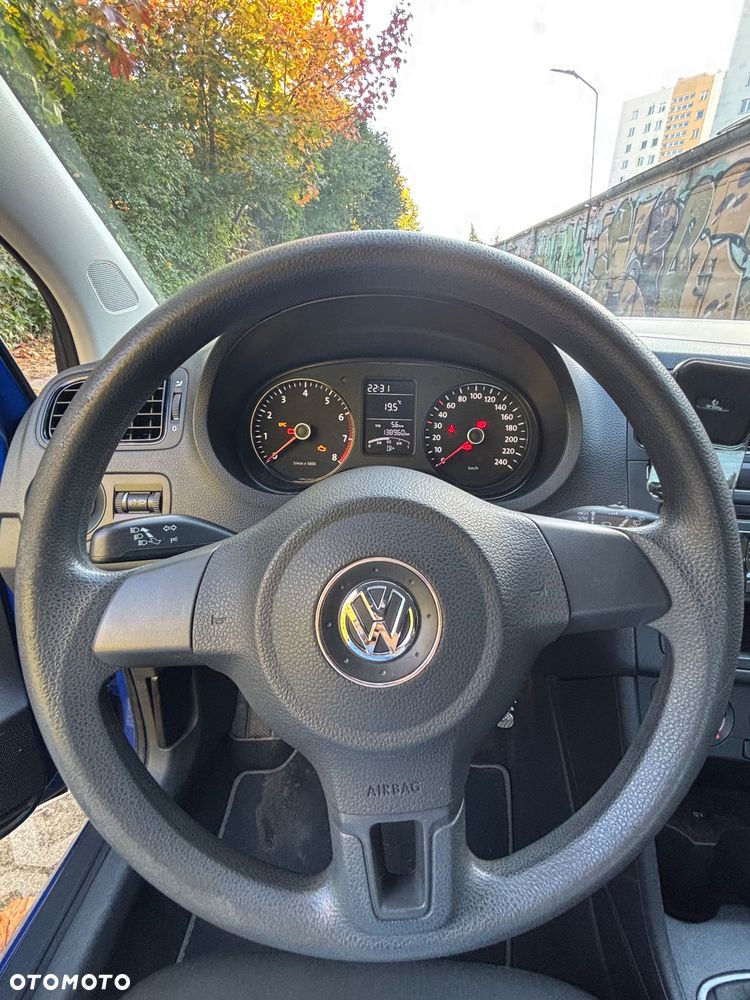 Volkswagen Polo - 12