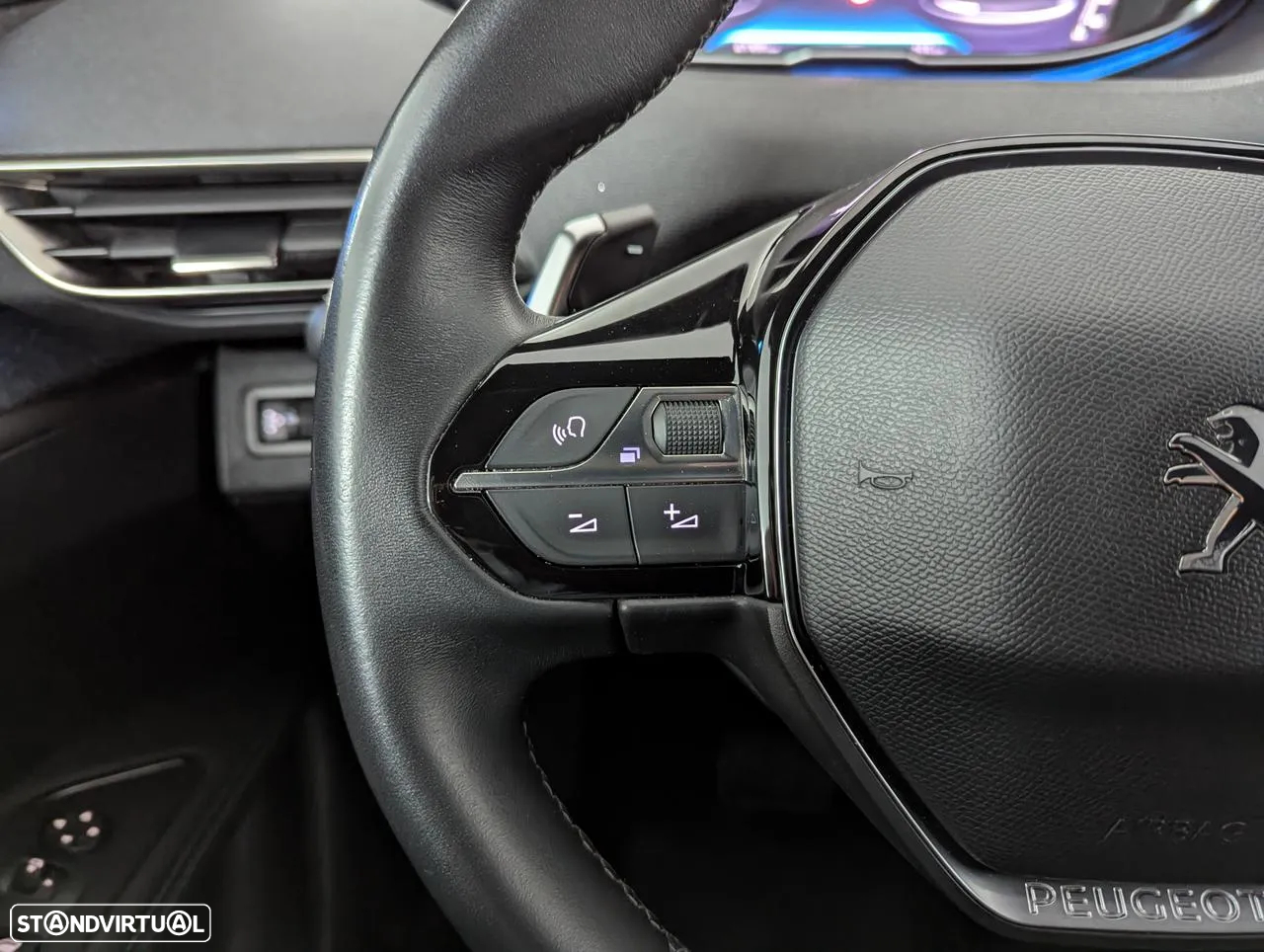 Peugeot 3008 1.5 BlueHDi Allure EAT8 - 24