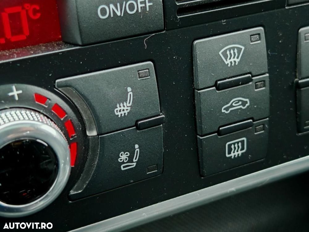 Audi Q7 3.0 TDI DPF clean diesel quattro tiptronic - 16