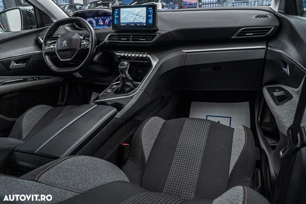 Peugeot 3008 1.2 PureTech 130 BVM6 Allure Pack - 3