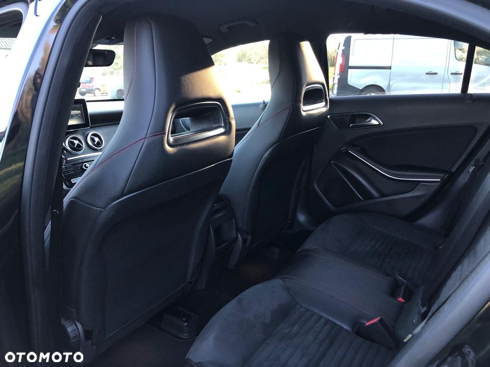 Mercedes-Benz Klasa A 180 CDI 7G-DCT AMG Line - 9