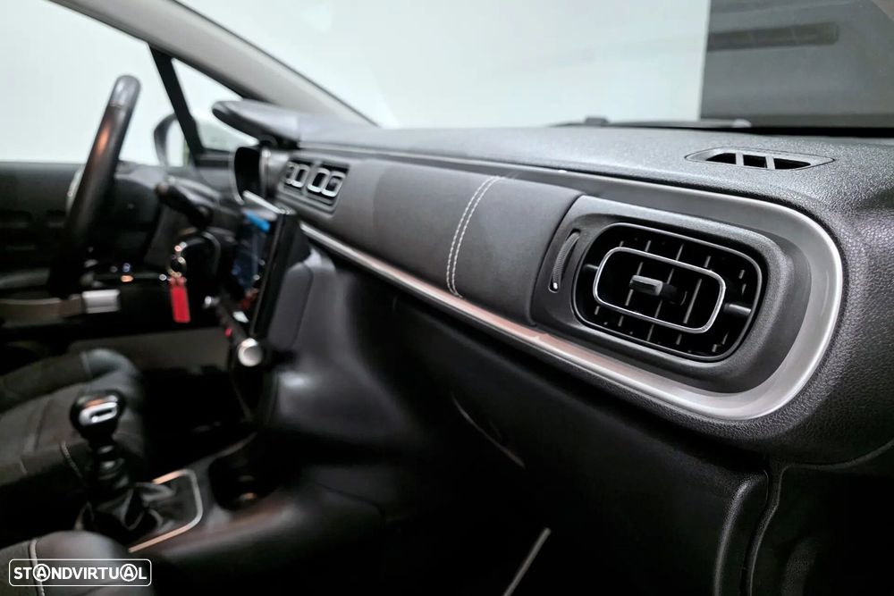 Citroën C3 Pure Tech S&S Saint James - 27