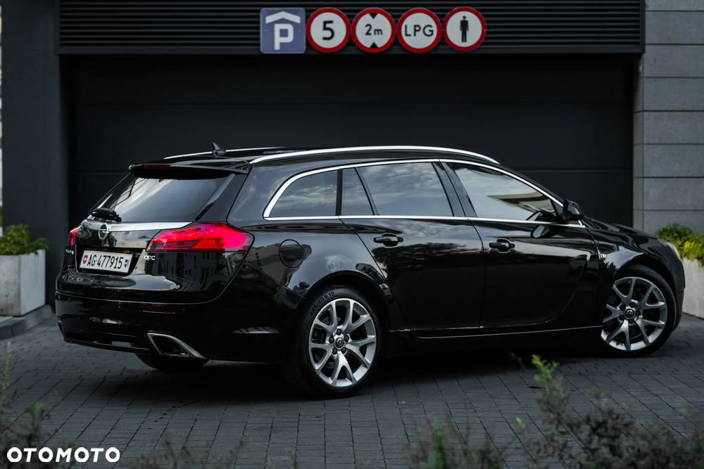 Opel Insignia 2.8 Turbo 4x4 OPC - 11